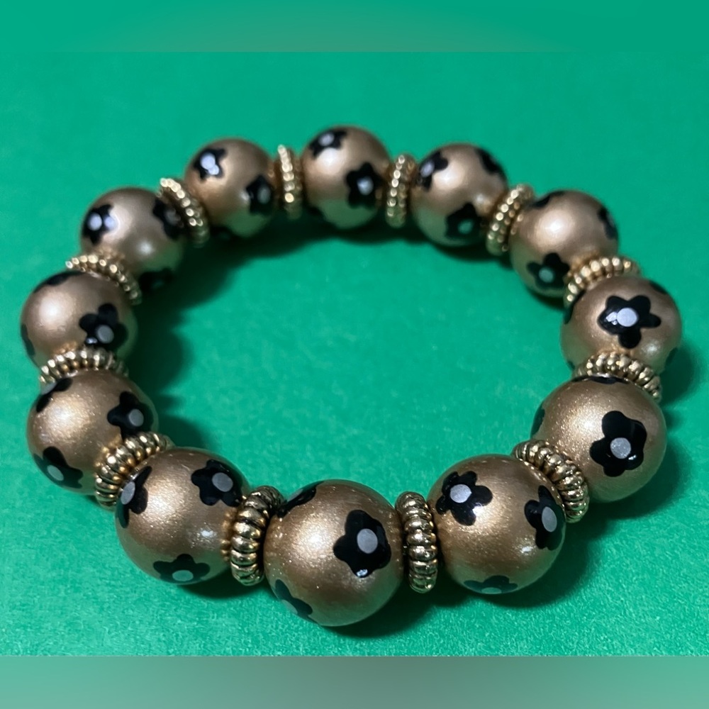 NWOT Angela Moore Gold Black Silver   bracelet